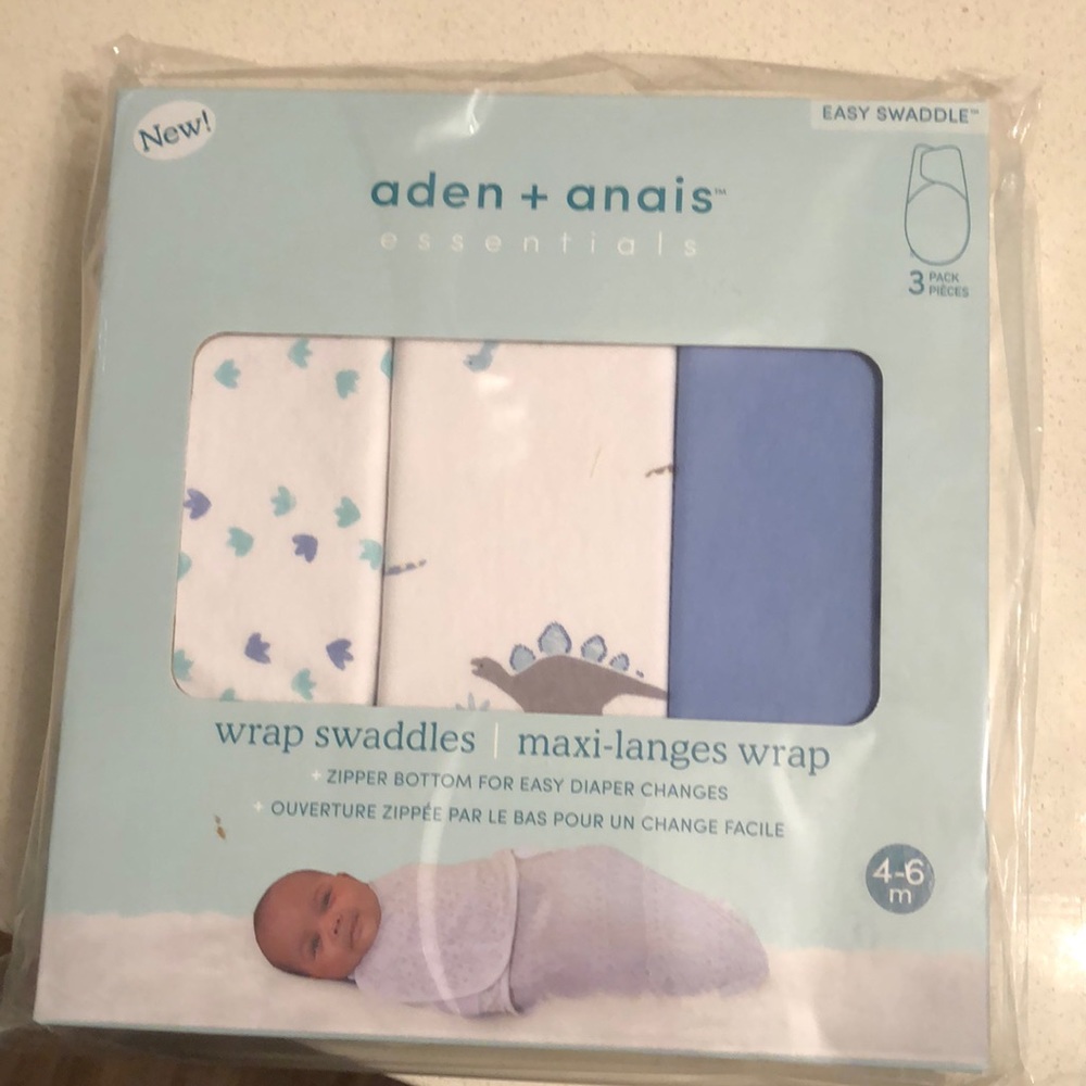 BNWOT Aden & Anais three pack of swaddles